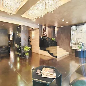 4* Hotel Diva Luxury